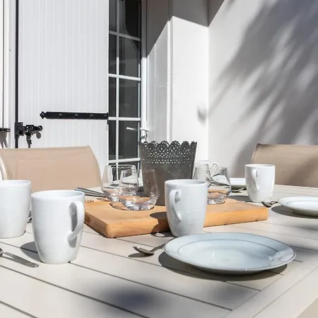 The House Of Tides - Welkeys